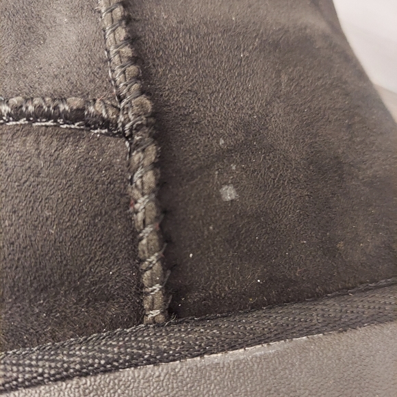 Arizona Women's Memory Foam Flat Heel Winter Boots - Picture 2 of 6